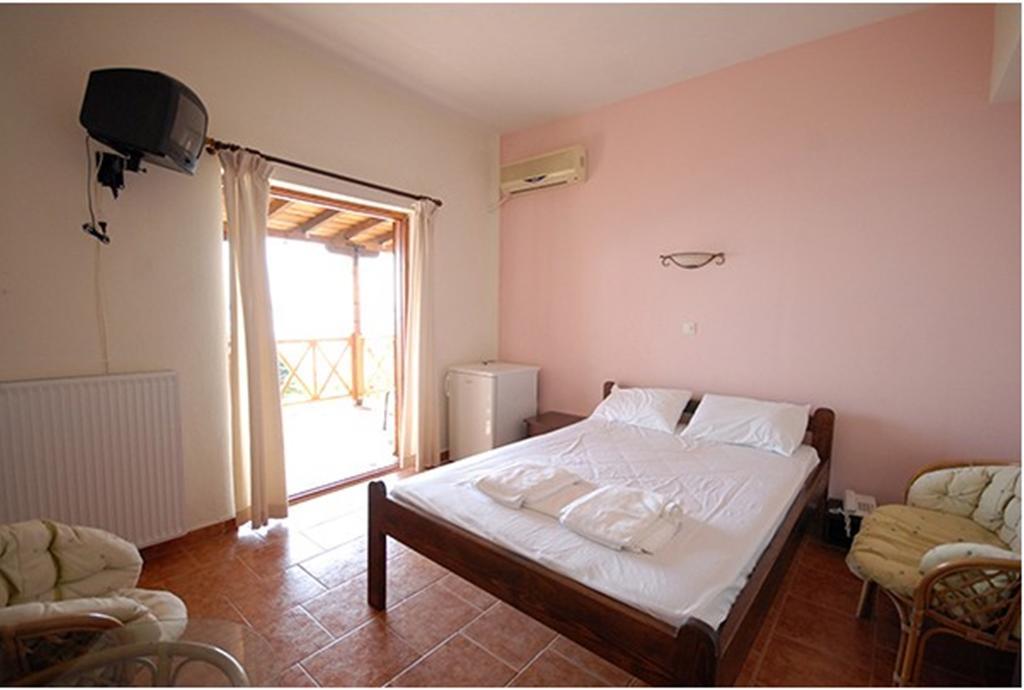 Porto Kalliali Uranópolis Habitación foto